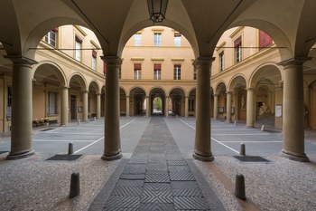Foto del cortile di Palazzo Hercolani
